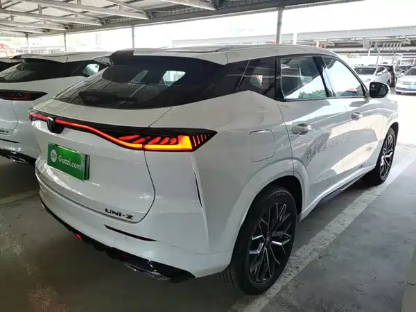 Changan UNI-Z New Energy 2025