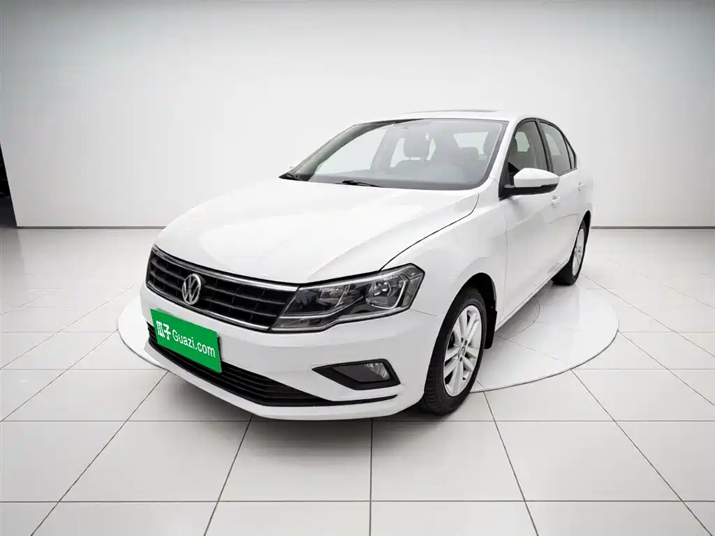 Volkswagen Jetta 2019 — фото 2