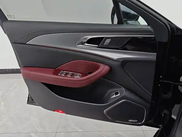 Hongqi H5 2024