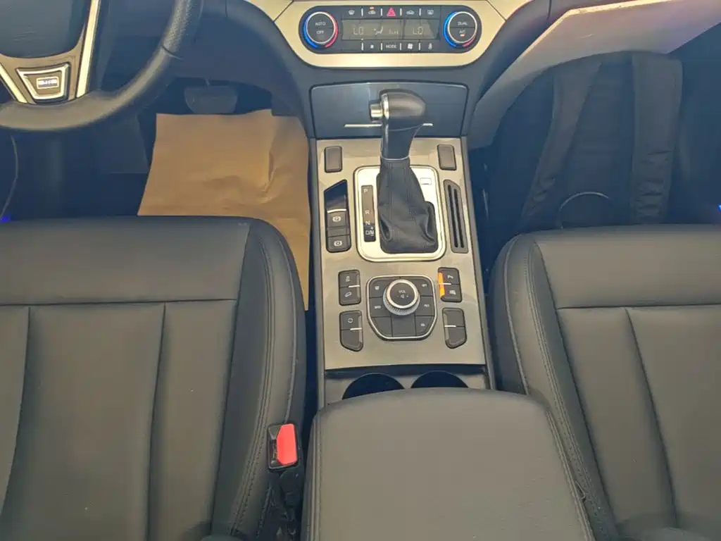 Haval H6 Coupe 2016 — фото 14