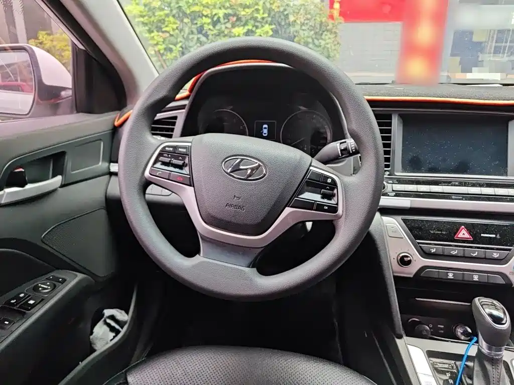 Hyundai Celesta 2018 — фото 3