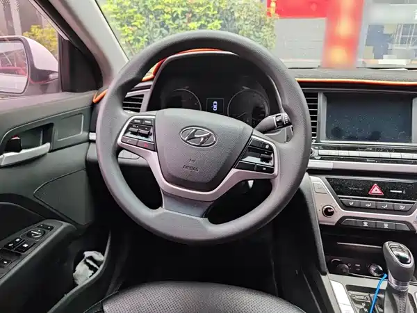 Hyundai Celesta 2018