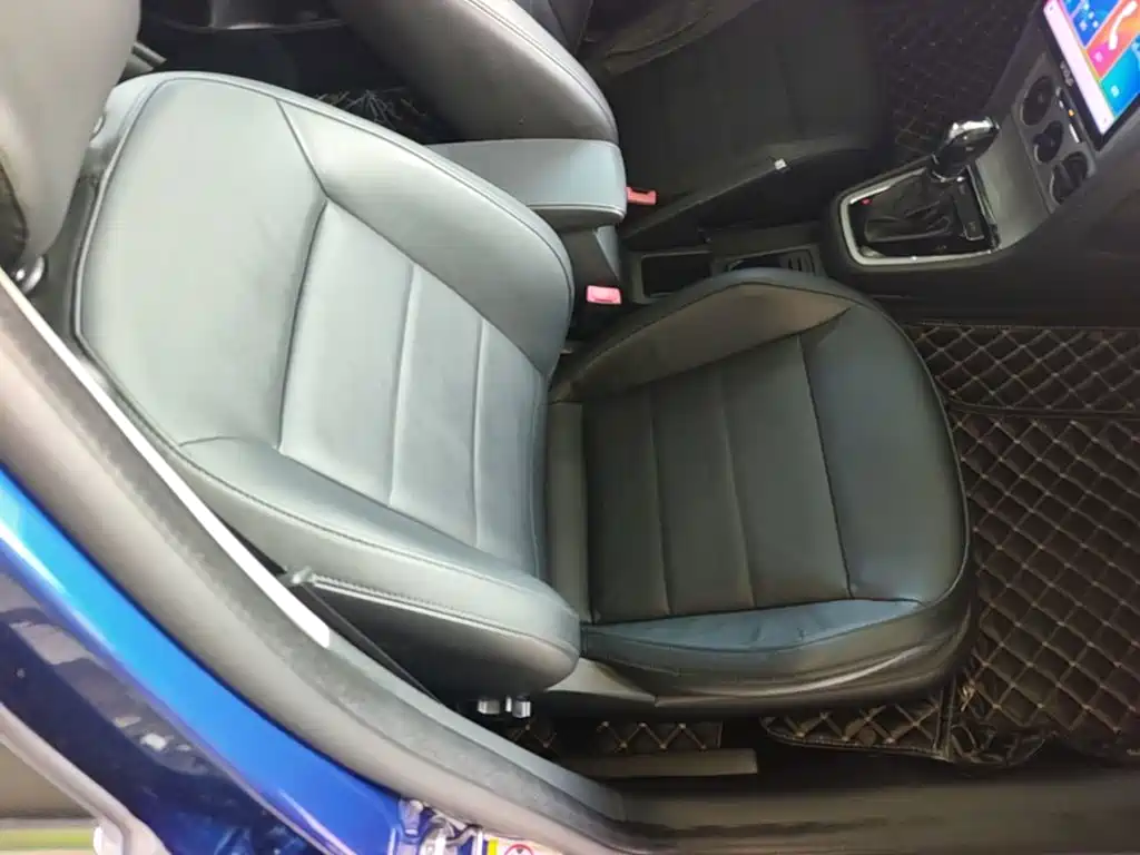 Volkswagen Gran Lavida 2015 — фото 25