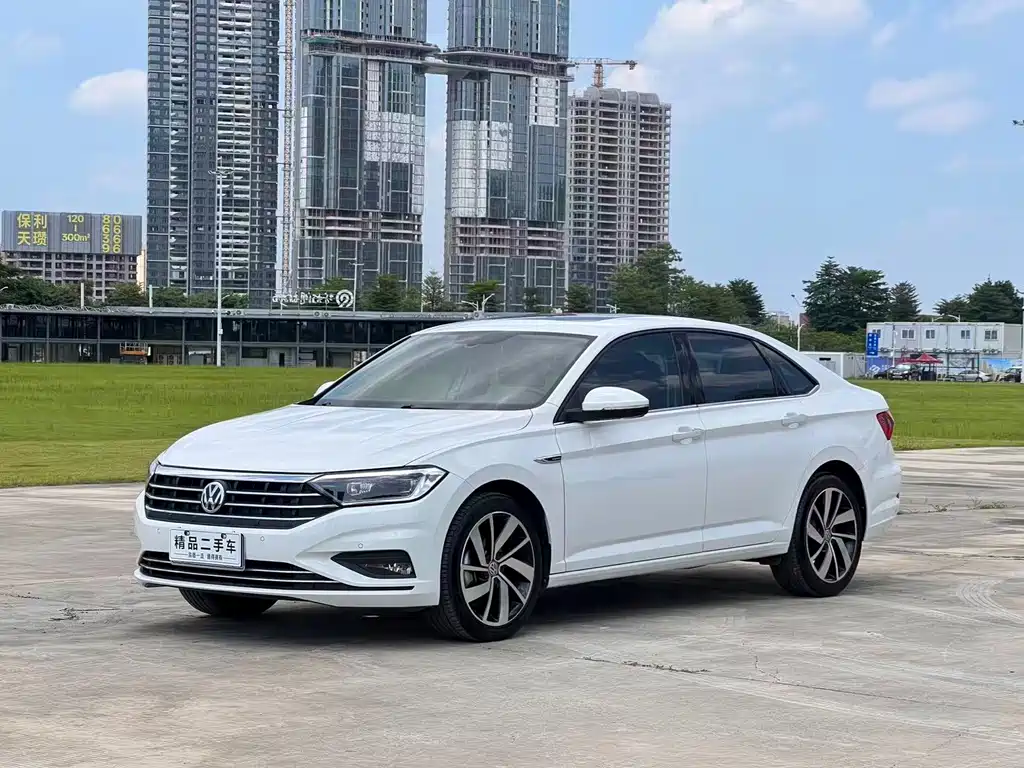 Volkswagen Sagitar 2022
