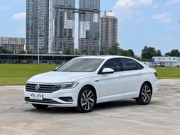 Volkswagen Sagitar 2022