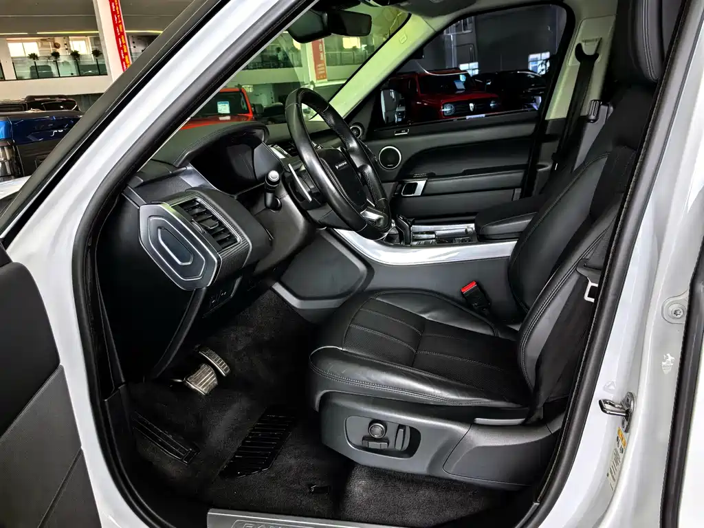 Land Rover Range Rover Sport 2019 — фото 8