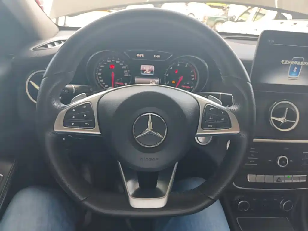 Mercedes-Benz GLA 2020 — фото 11