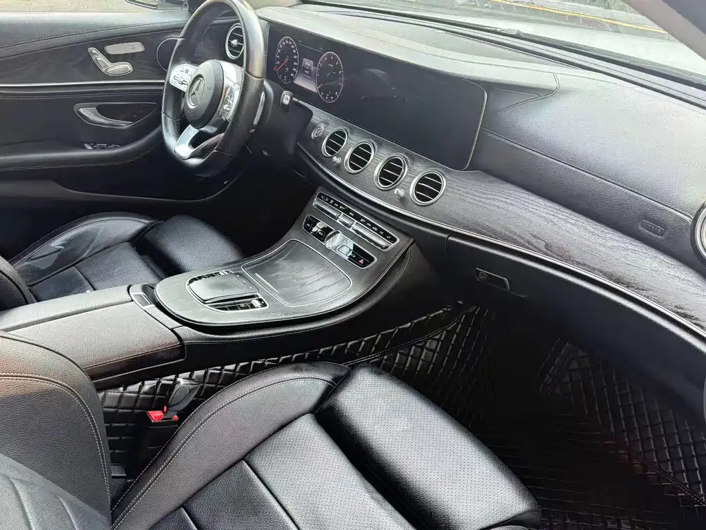 Mercedes-Benz E-Class 2019 — фото 2