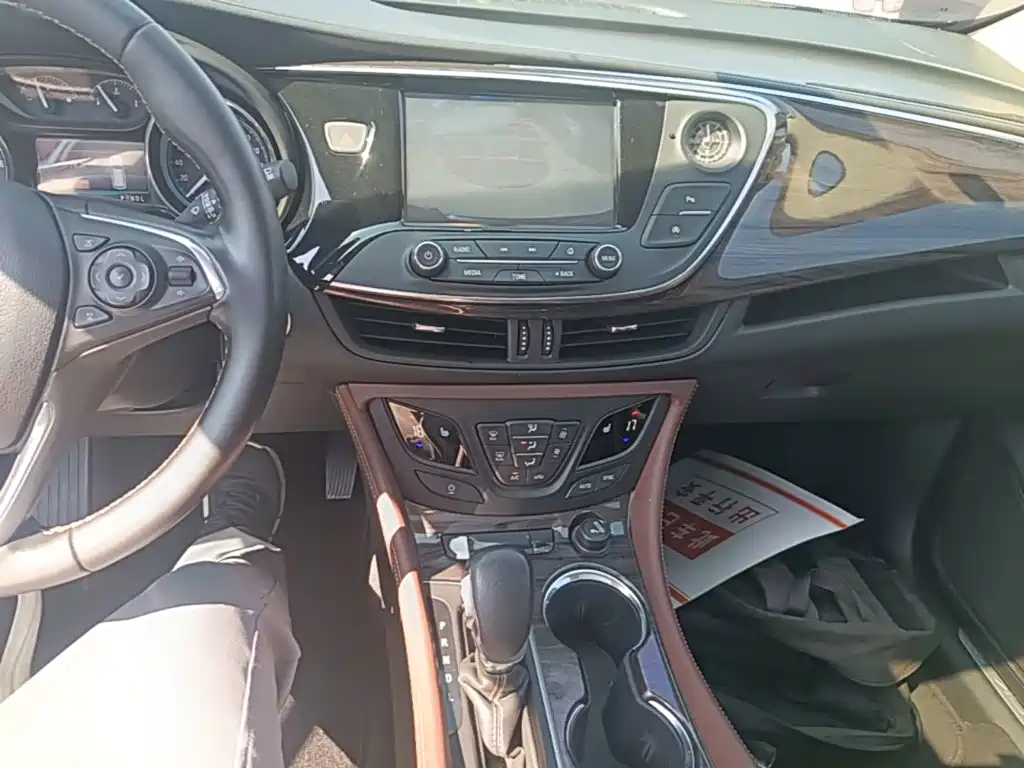 Buick Envision Plus 2016 — фото 13