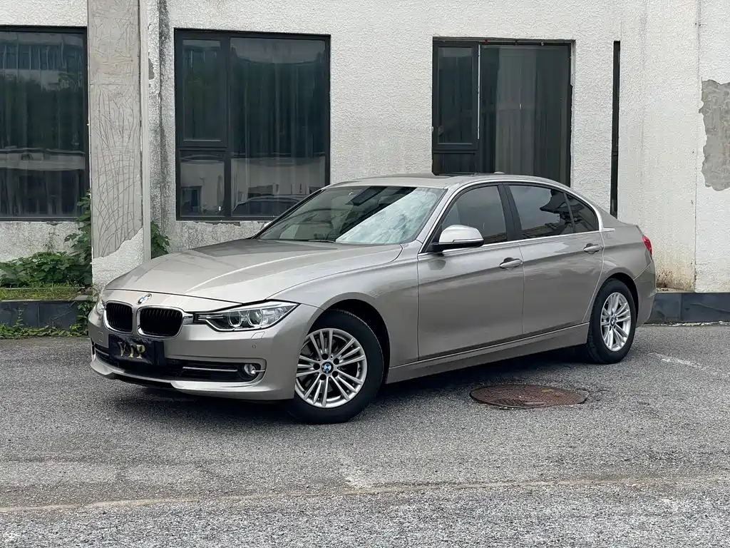 BMW 3 Series 2014 — фото 1