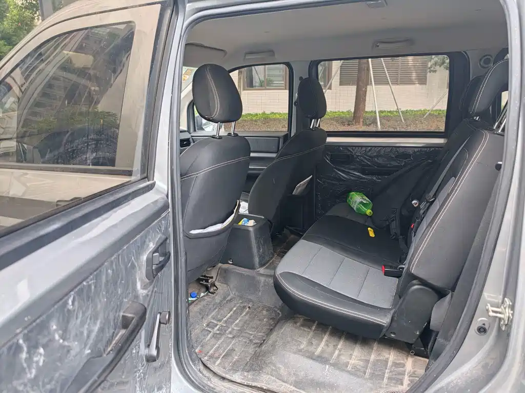 Wuling Hongguang PLUS 2021