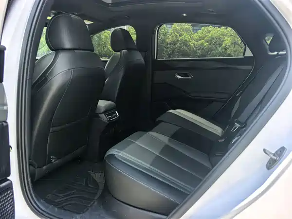 BYD Qin L 2025
