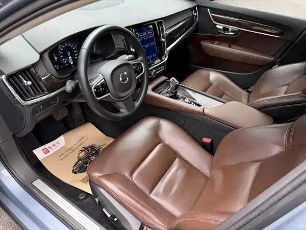 Volvo S90 2018