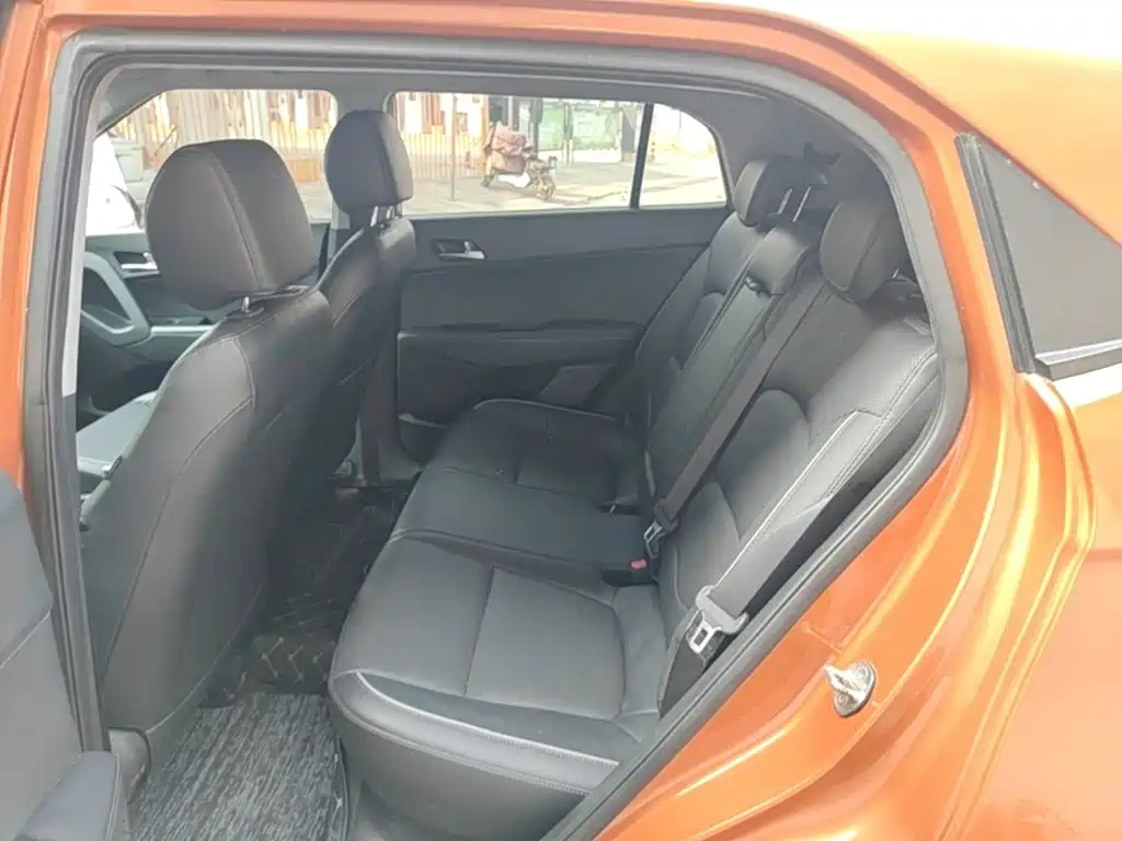 Hyundai ix25 2015 — фото 17