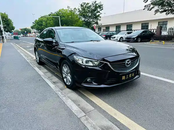 Mazda Atenza 2015
