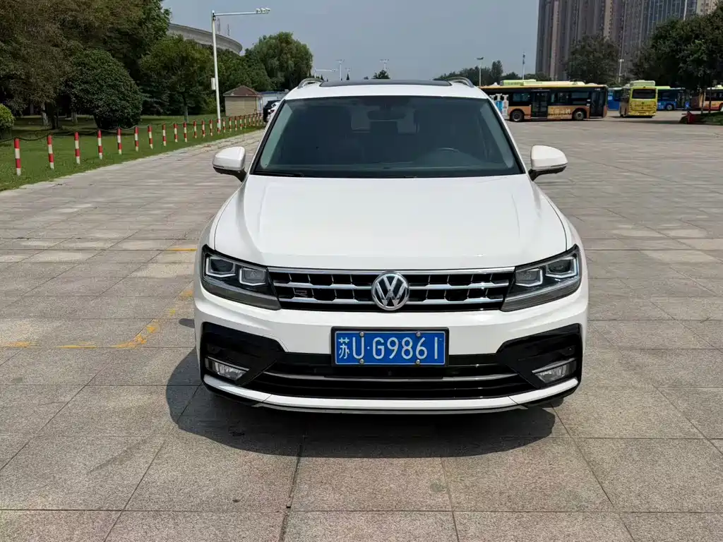 Volkswagen Tiguan L 2021