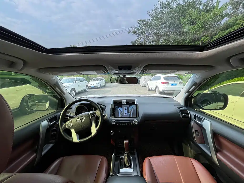 Toyota Prado 2018 — фото 16