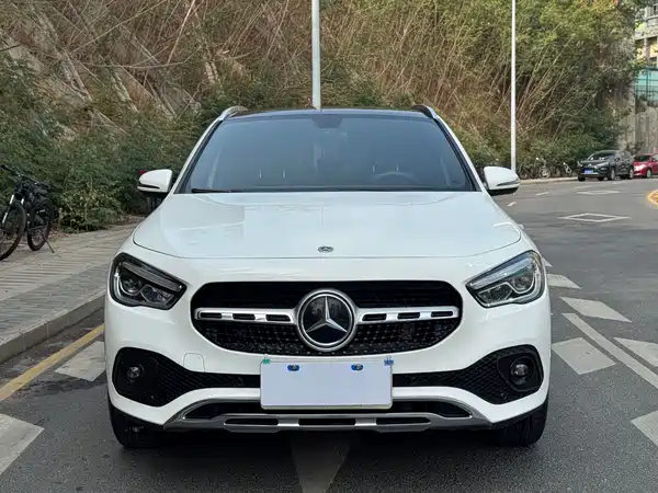 Mercedes-Benz GLA 2022