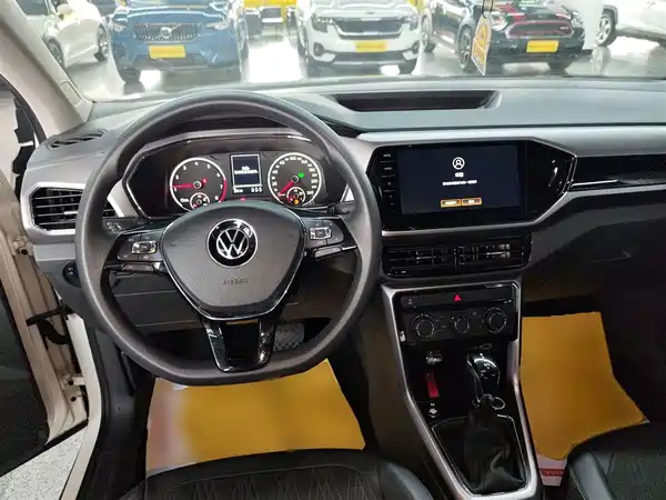 Volkswagen T-Cross 2021