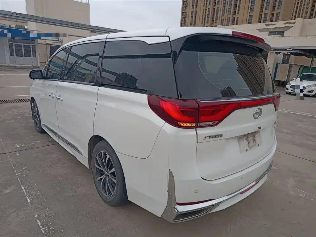 GAC Motor Trumpchi M8 2021 — фото 23