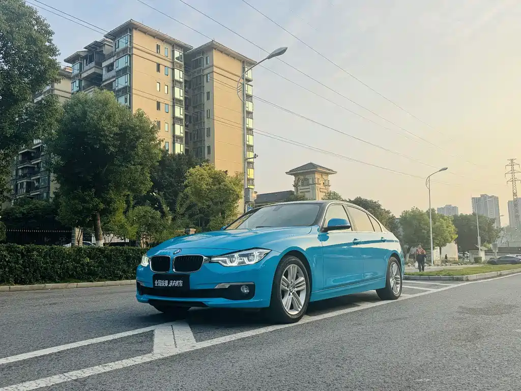 BMW 3 Series 2017 — фото 1