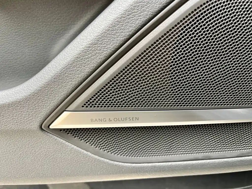 Audi A8 2019 — фото 9