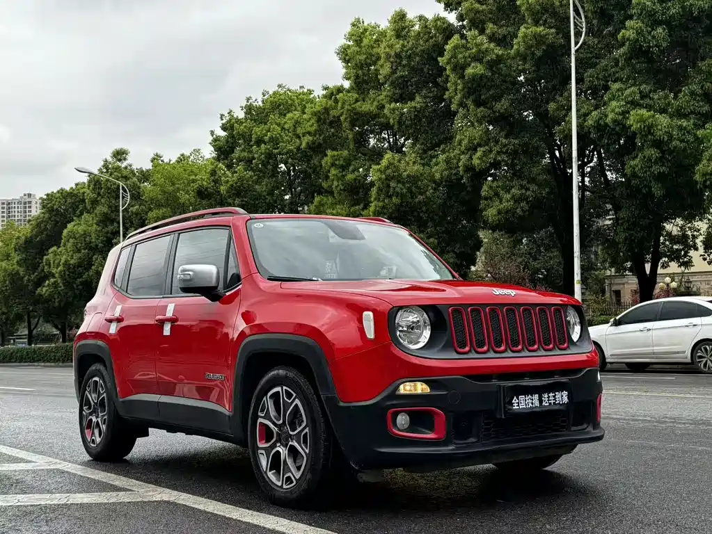 Jeep Renegade 2016 — фото 2