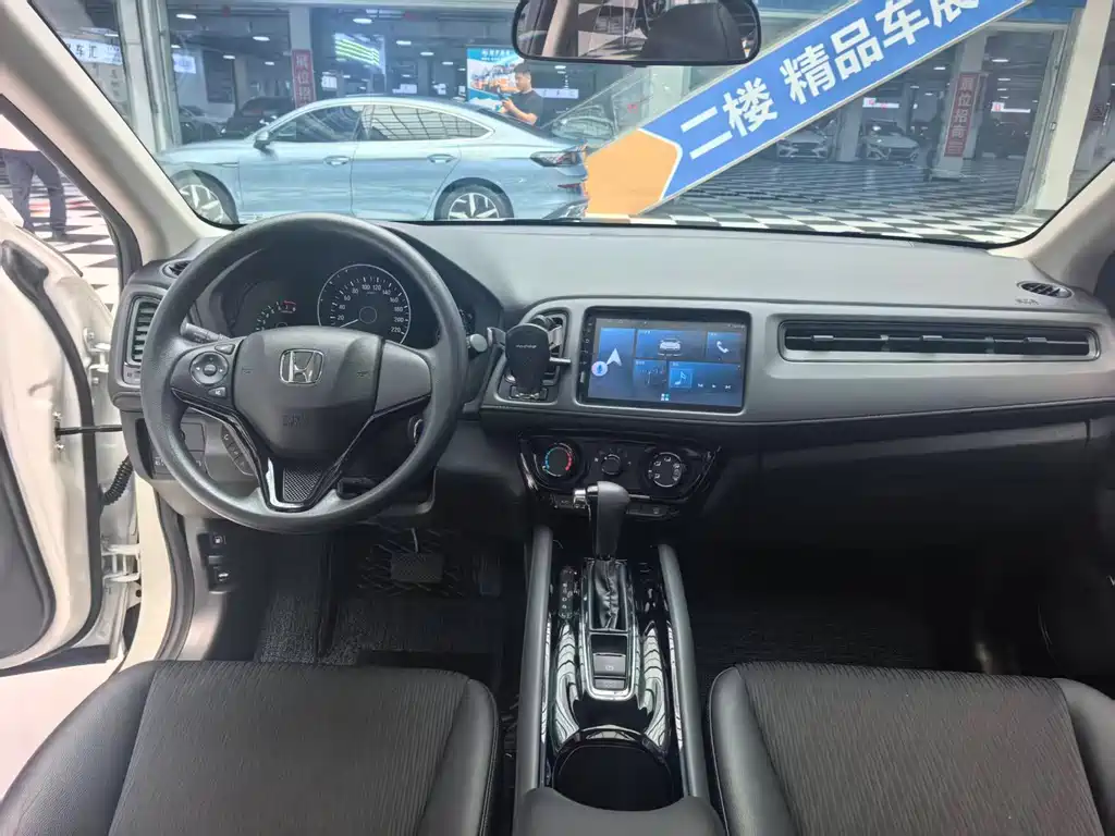 Honda Vezel 2022 — фото 18