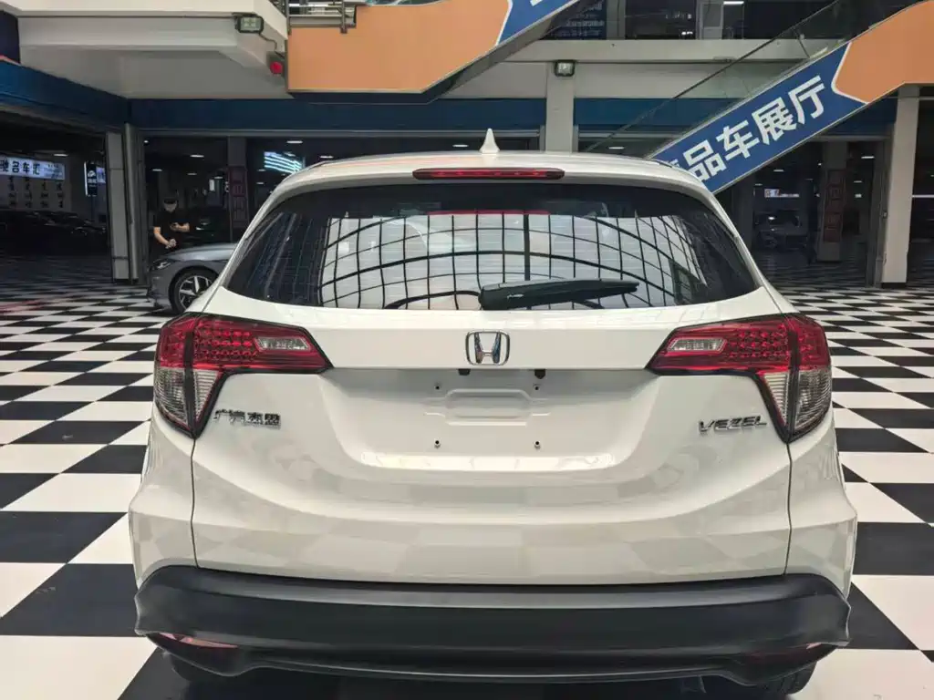 Honda Vezel 2022 — фото 16