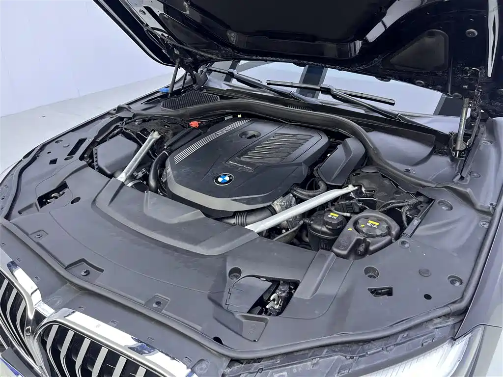 BMW 7 Series 2021 — фото 12