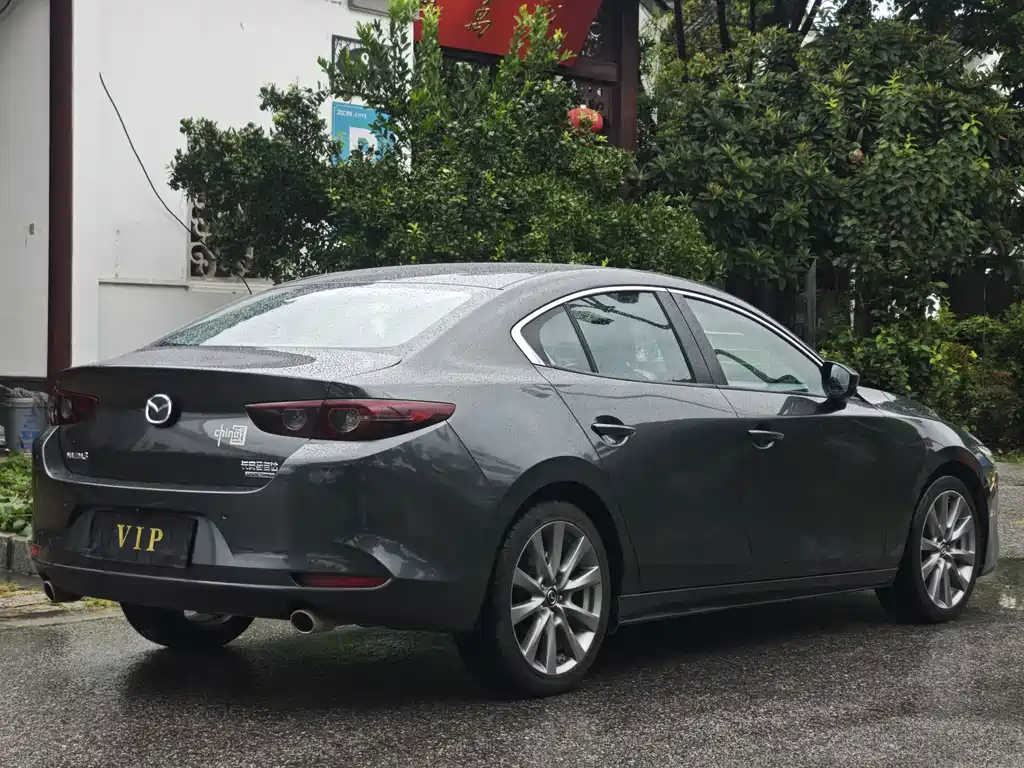 Mazda 3 Axela 2021