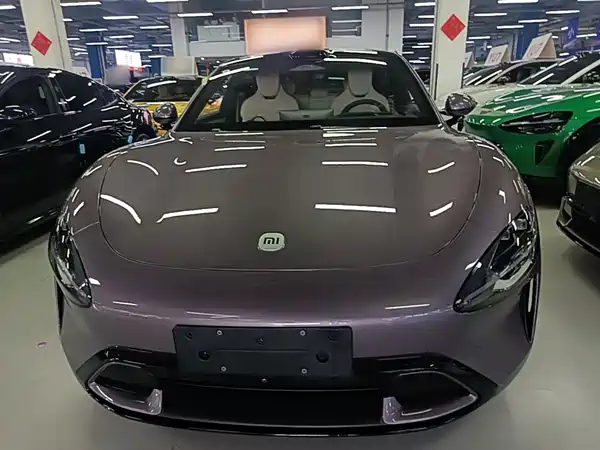 Xiaomi SU7 2025
