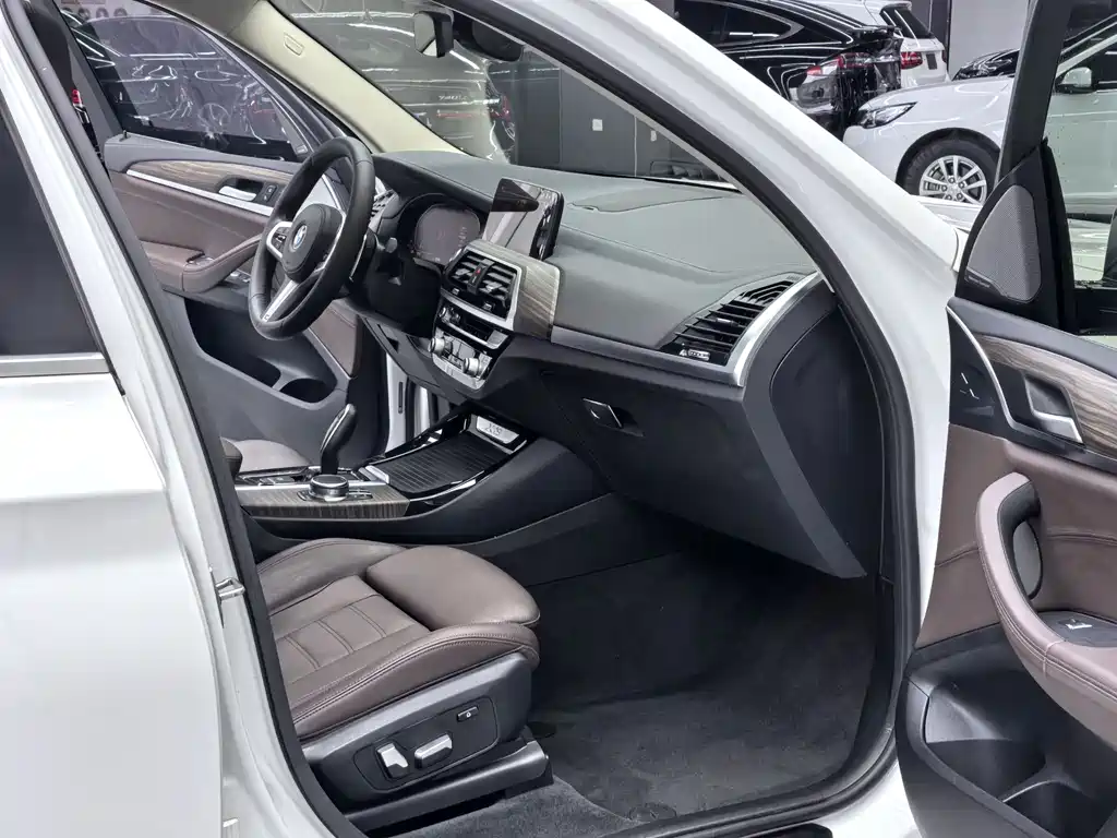 BMW X3 2019 — фото 12