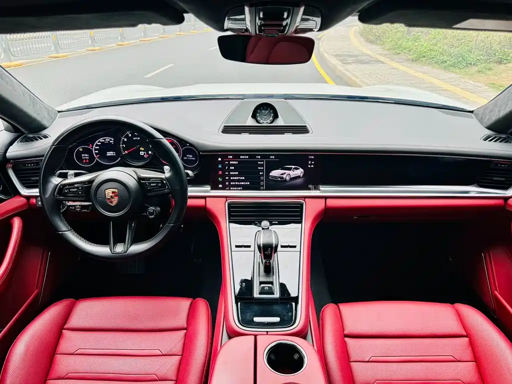 Porsche Panamera 2023 — фото 12