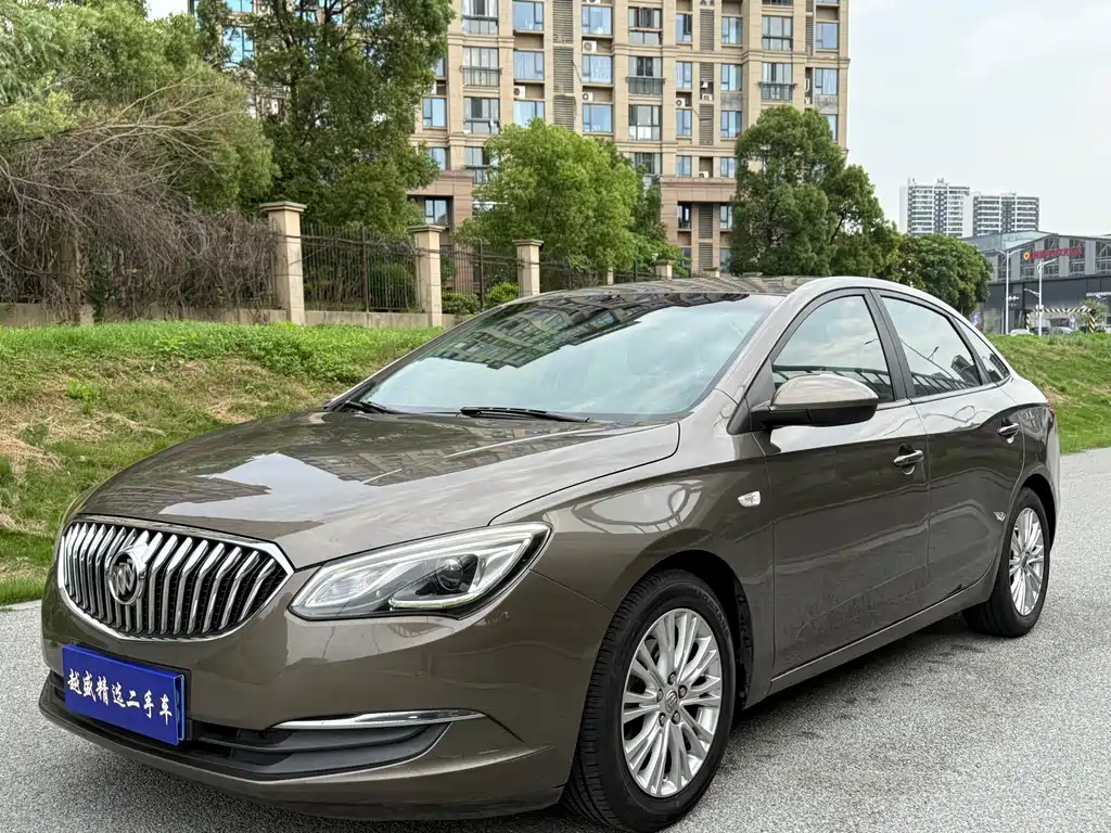 Buick Excelle 2017 — фото 1