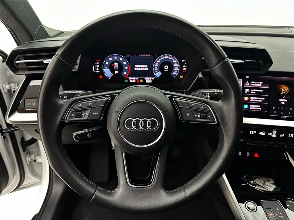 Audi A3 2021 — фото 11