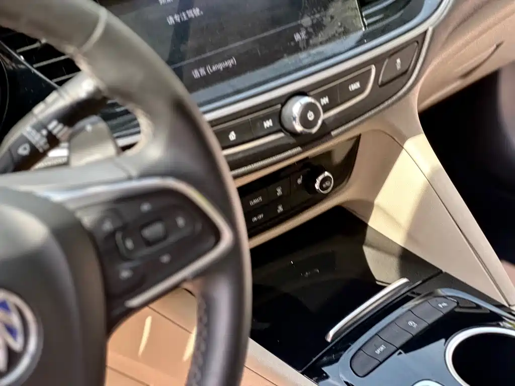 Buick Regal 2021 — фото 15