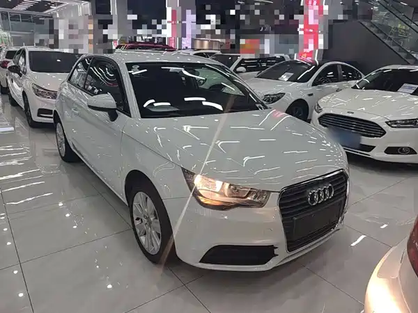 Audi A1 2015