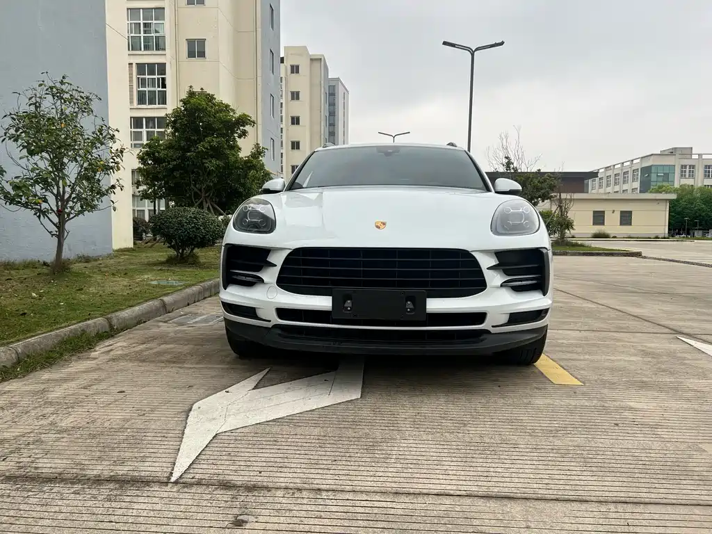 Porsche Macan 2019 — фото 4
