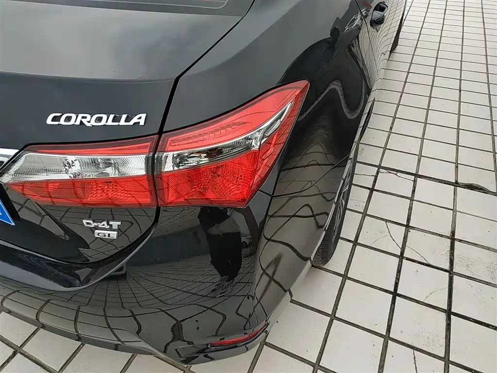 Toyota Corolla 2017 — фото 24