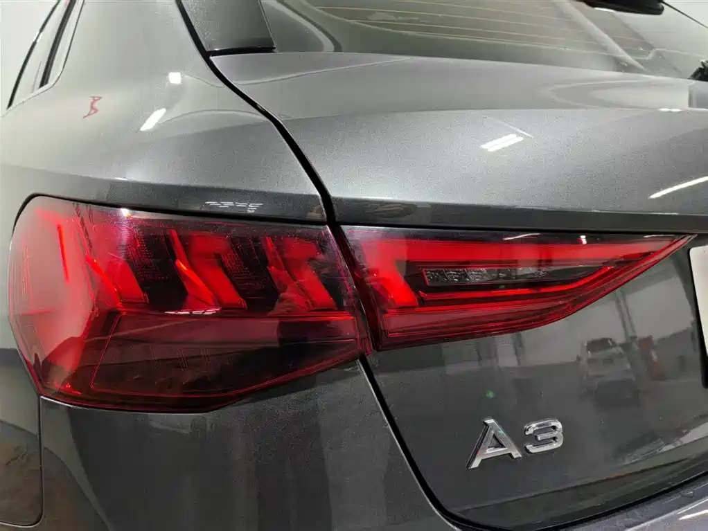Audi A3 2024 — фото 14
