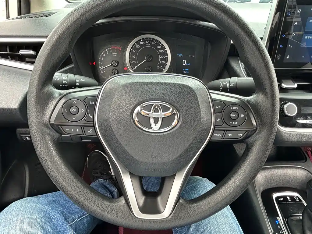 Toyota Corolla 2022 — фото 13