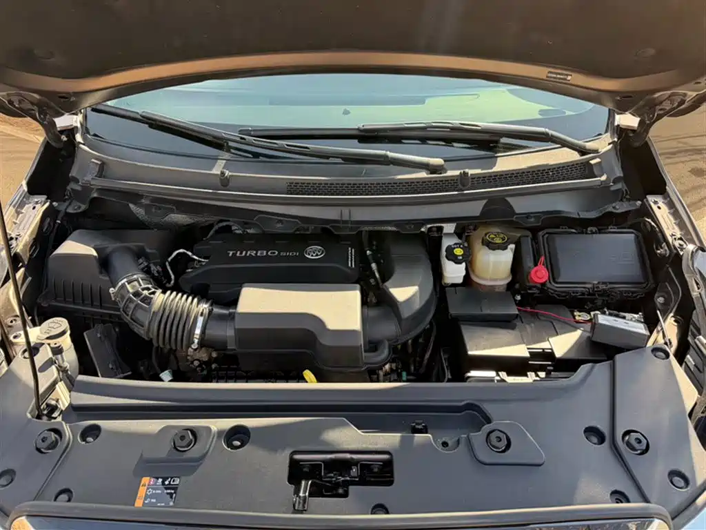 Buick GL8 2023 — фото 15
