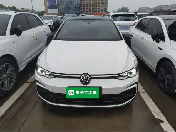 Volkswagen Golf 2023