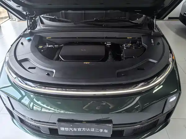 Li Auto L7 2025