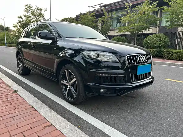 Audi Q7 2014