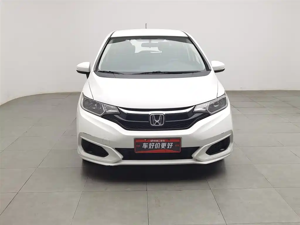 Honda Fit 2018 — фото 3