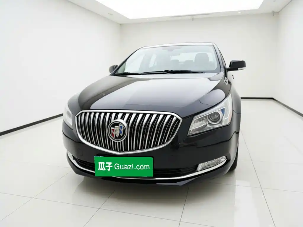 Buick LaCrosse 2017 — фото 24
