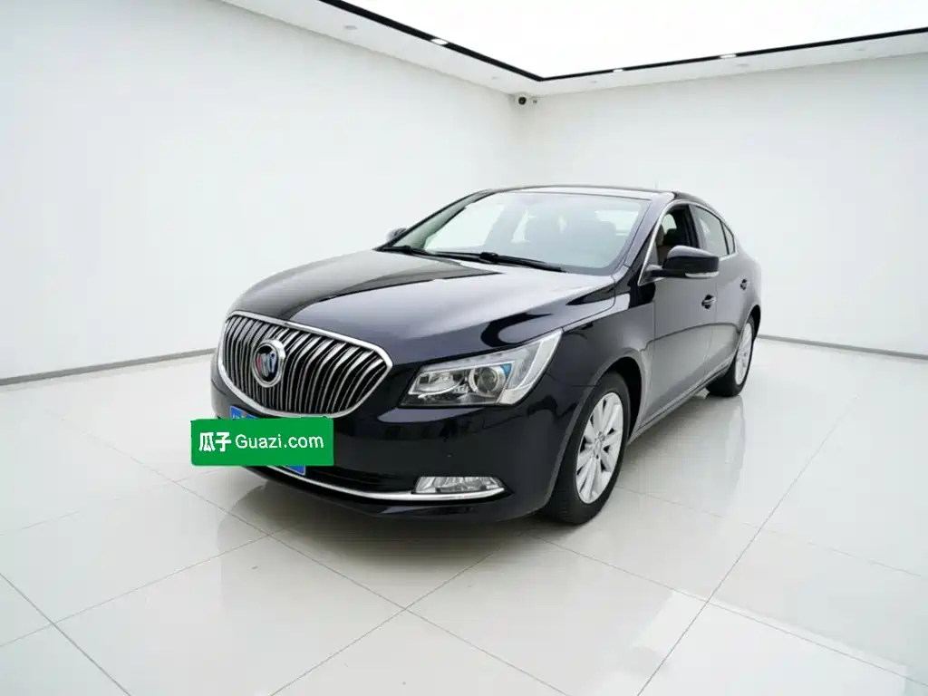 Buick LaCrosse 2017 — фото 2