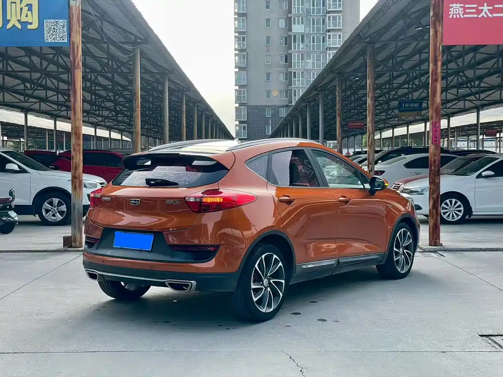 Geely Emgrand GS 2017 — фото 16